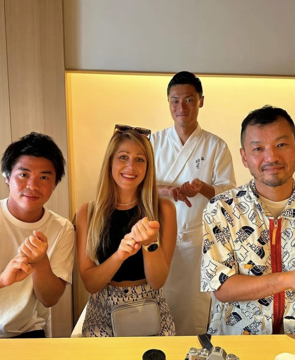 Custom Japan Tourism - Authentic sushi experience with expert guide