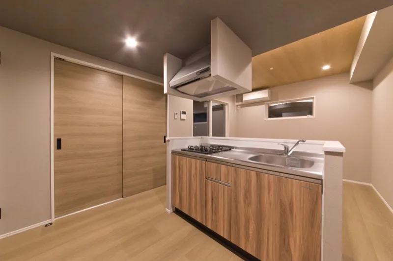 Renovated kitchen finished to Japanese craftsmanship standards